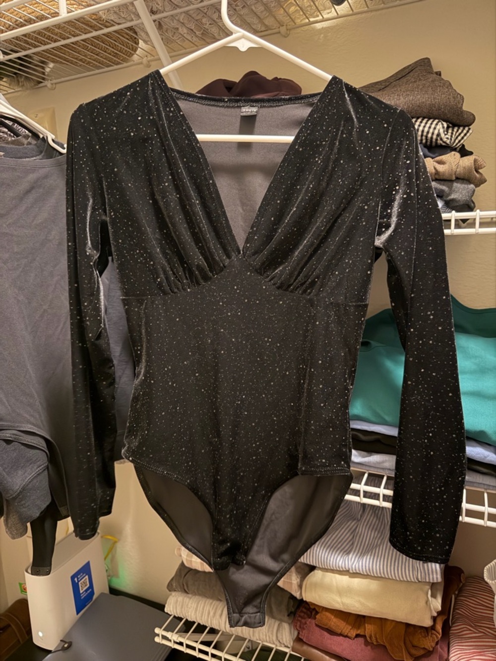 SHEIN Black Sparkle Long Sleeve V-Neck Bodysuit